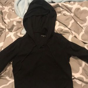 ♡ cute hollister black cropped sweater ♡